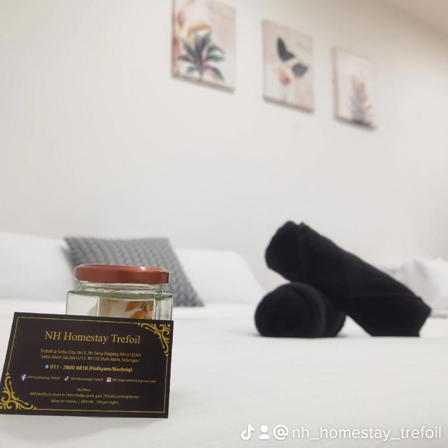 קואלה סלאנגור Alami Homestay Trefoil מראה חיצוני תמונה