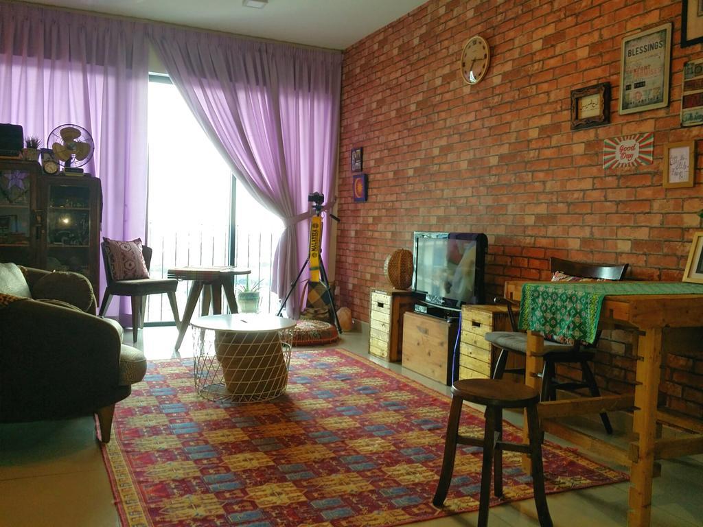 קואלה סלאנגור Alami Homestay Trefoil מראה חיצוני תמונה